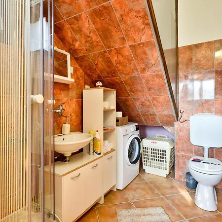 2 Bedroom Gorgeous Home In Gornje Stative Exterior photo
