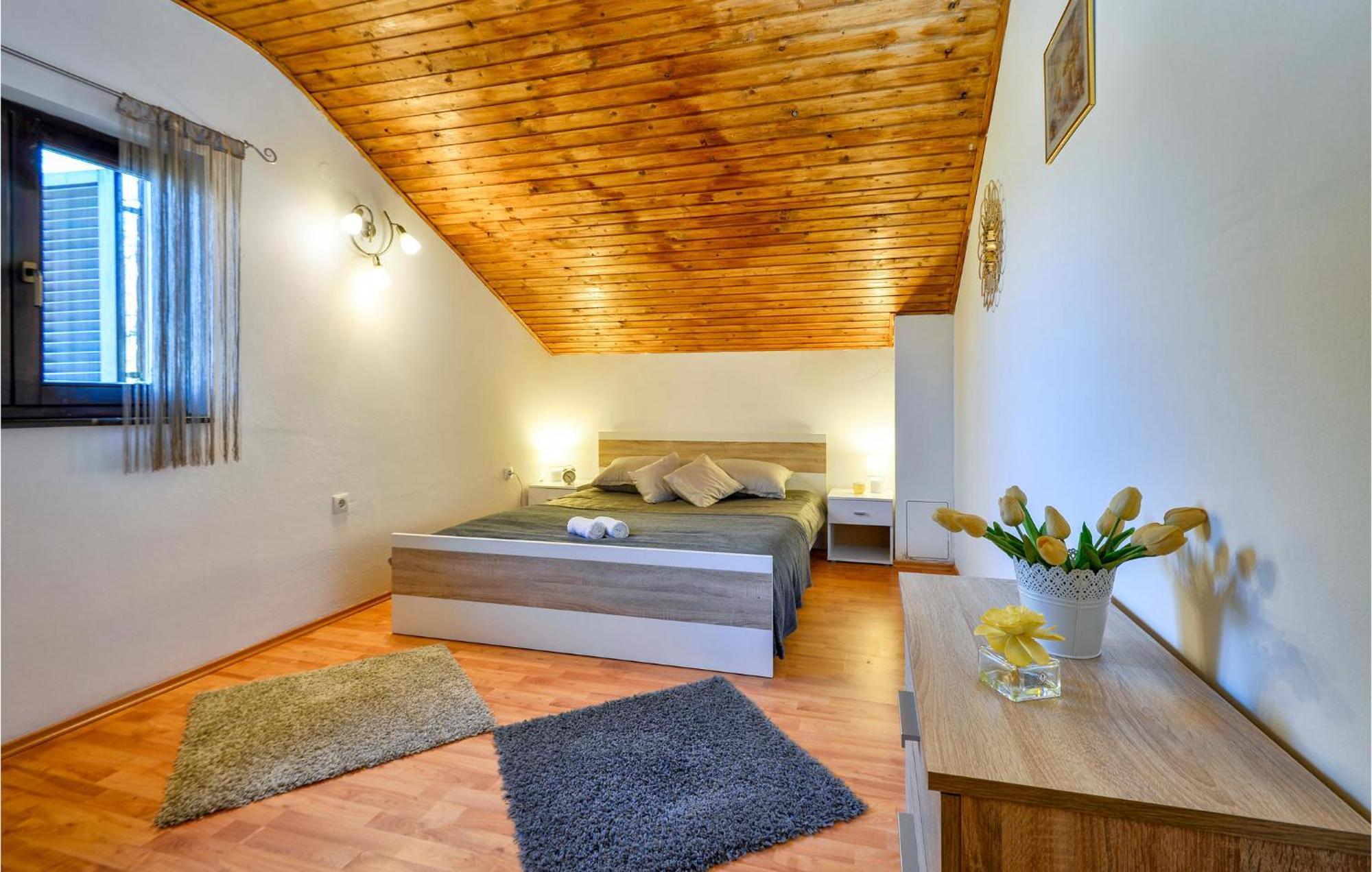 Holiday home 2 Bedroom Gorgeous In